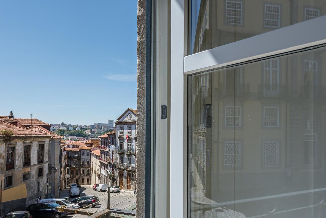 Door 65 - Historical Center Apartments ปอร์โต ภายนอก รูปภาพ