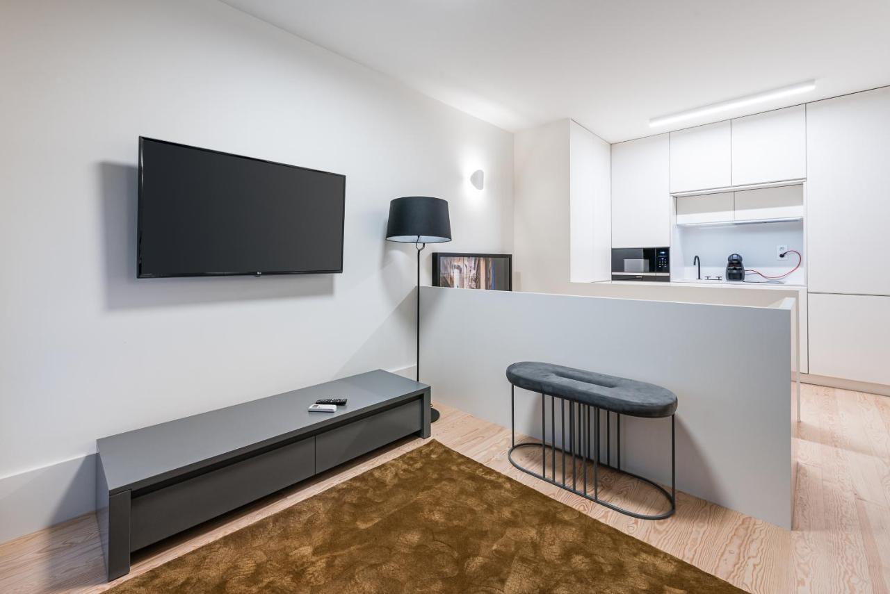 Door 65 - Historical Center Apartments ปอร์โต ภายนอก รูปภาพ