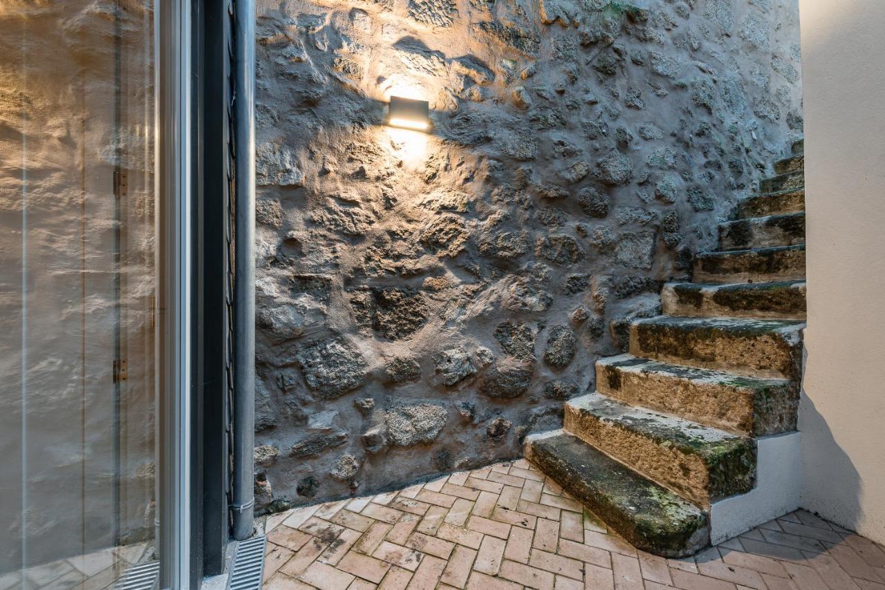 Door 65 - Historical Center Apartments ปอร์โต ภายนอก รูปภาพ