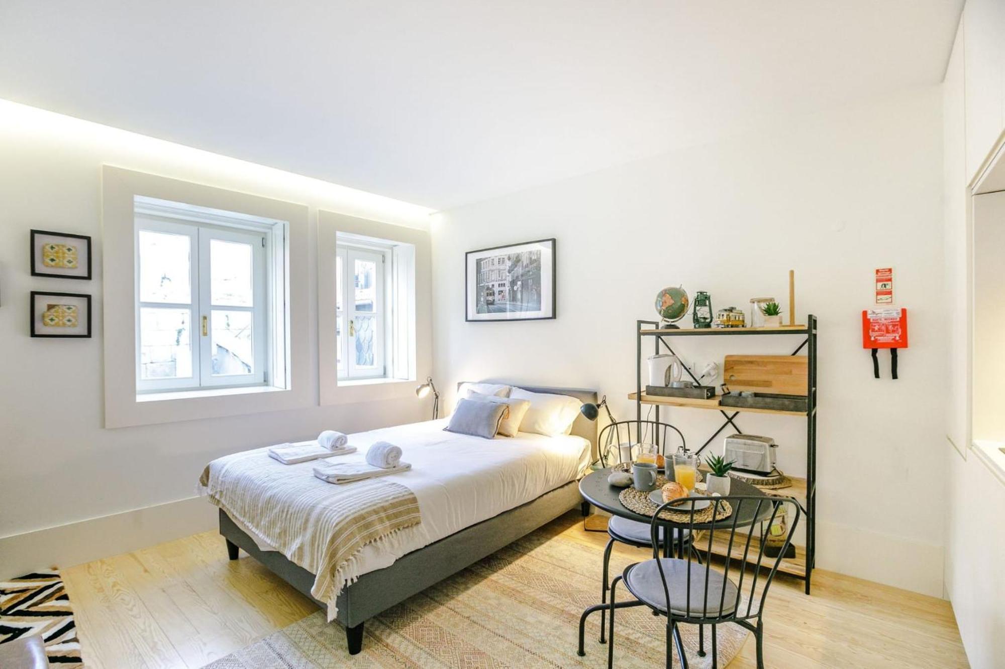 Door 65 - Historical Center Apartments ปอร์โต ภายนอก รูปภาพ