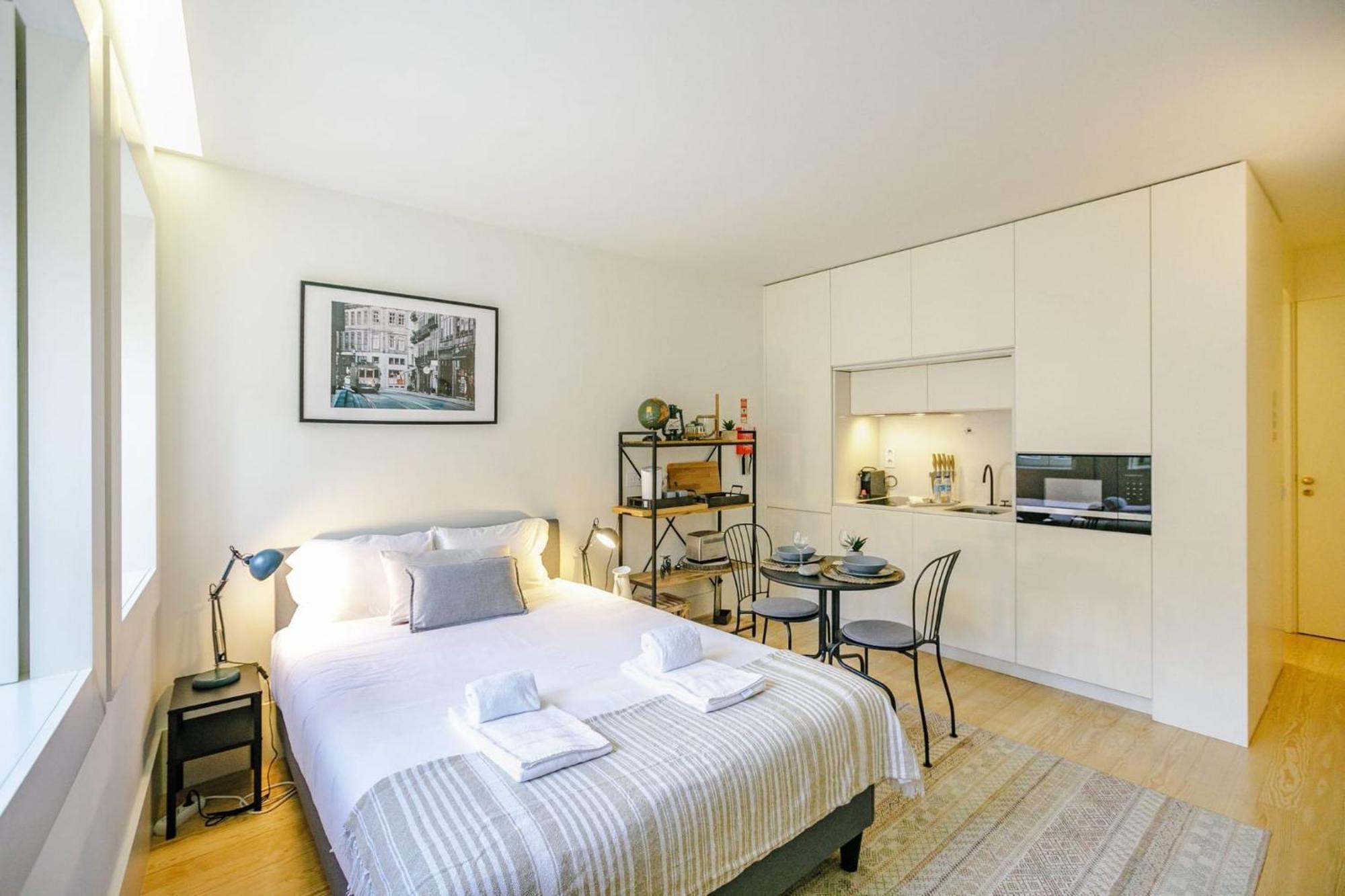Door 65 - Historical Center Apartments ปอร์โต ภายนอก รูปภาพ