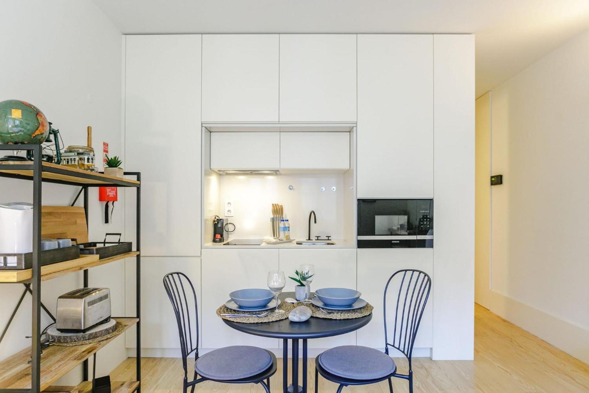 Door 65 - Historical Center Apartments ปอร์โต ภายนอก รูปภาพ